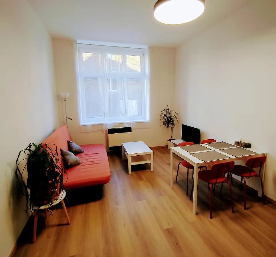 Apartman Coral Prag 0*,